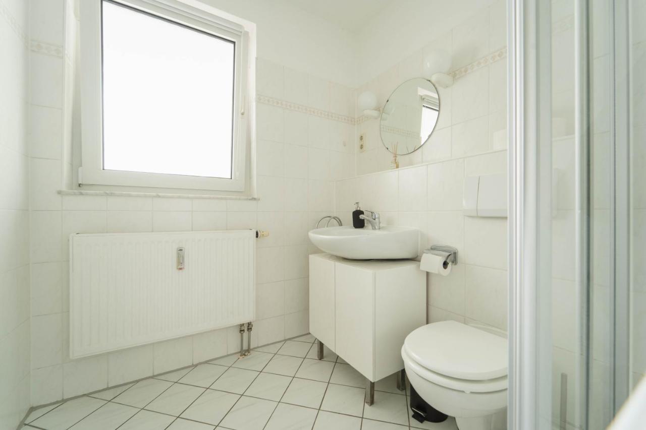 Raum921 - Stilvolles Apartment - Wlan, Tiefgarage, Kueche, Netflix Magdeburgo Exterior foto