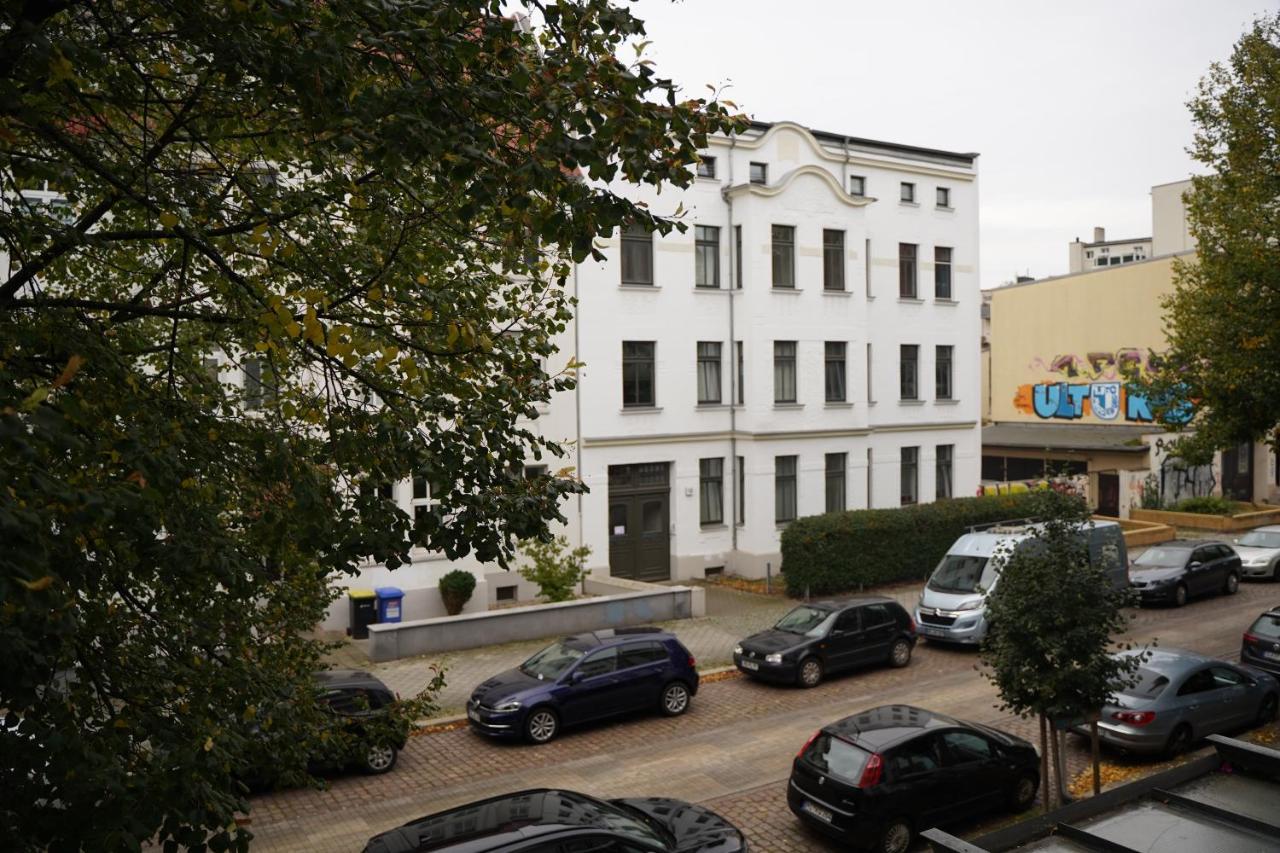 Raum921 - Stilvolles Apartment - Wlan, Tiefgarage, Kueche, Netflix Magdeburgo Exterior foto
