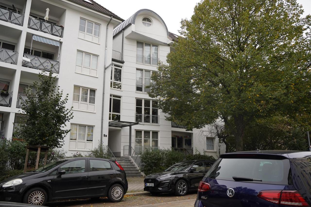 Raum921 - Stilvolles Apartment - Wlan, Tiefgarage, Kueche, Netflix Magdeburgo Exterior foto